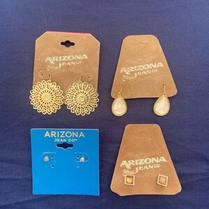 Arizona Jean Co. Gold and Cream 4 Piece Bundle Earring Set